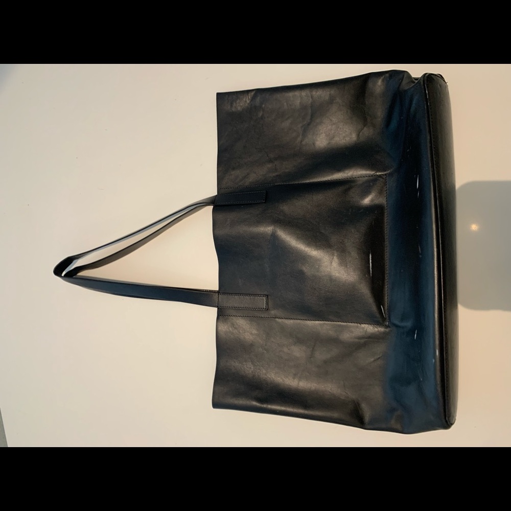 Everlane black tote bag